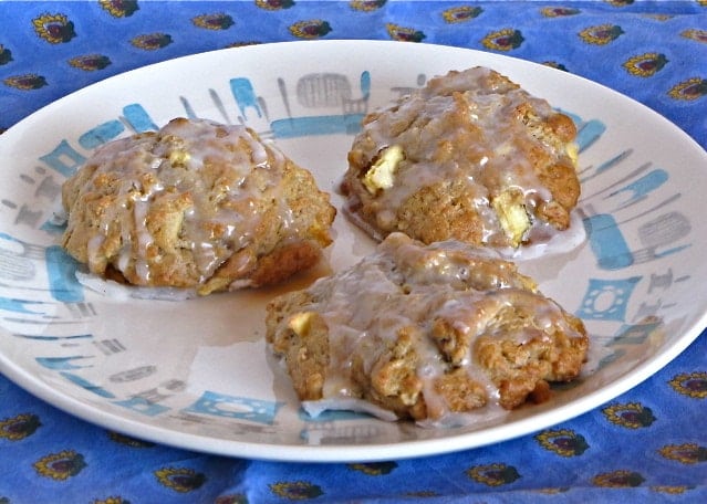 apple scones IMG 6176 Apple Scones with Toasted Walnuts & Vanilla Bean Glaze