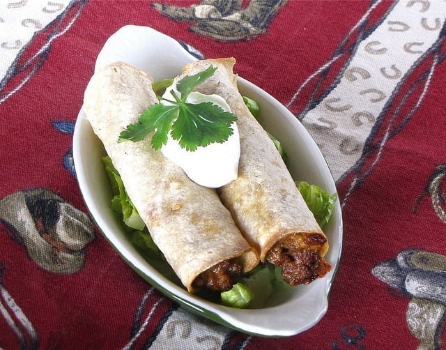 cheesy beef taquito 5412579034 3d102df92c z Cheesy Ground Beef Taquitos