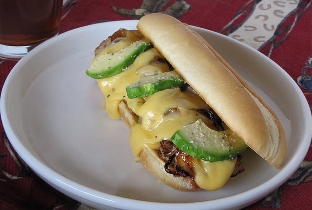 roast beef and smoked gouda sandwiches 5442971029 7f40ec5154 z1 Roast Beef and Smoked Gouda Sandwiches