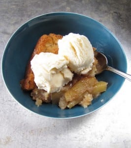 6255078114 15686e6ed1 z 266x300 easy apple cobbler