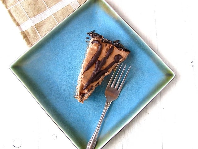7658725726 6f73f22302 z Chocolate Cheesecake Mousse Pie with Mocha Drizzle