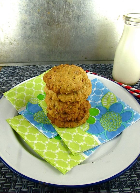 Oatmeal Cinnamon Chip Cookies 8562522745 f18ba2030e c Oatmeal Cinnamon Chip Cookies