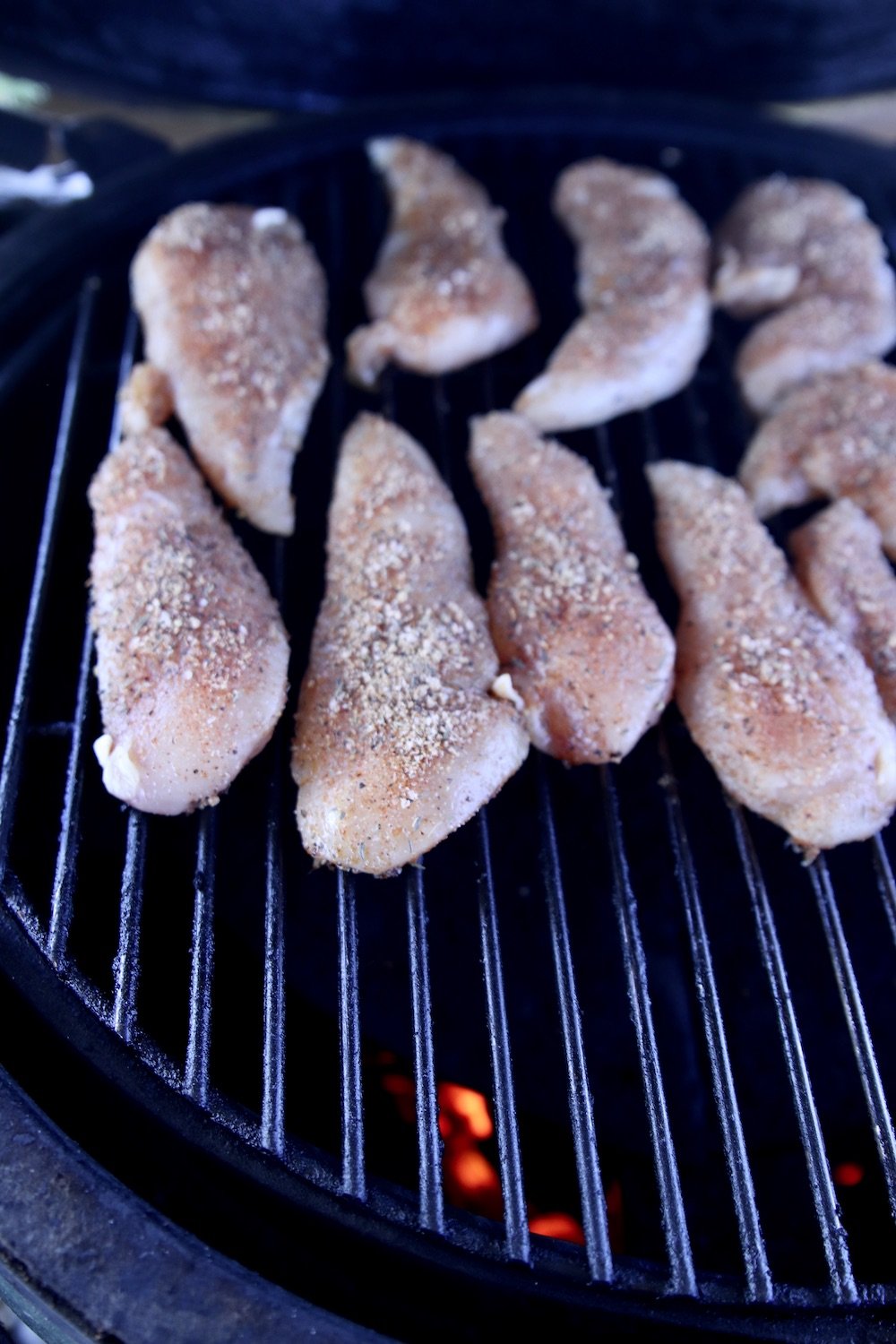 chicken tenders on the grill