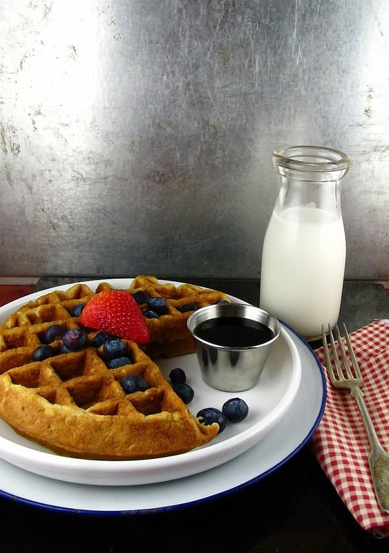 buttermilk-oat waffles | Miss in the Kitchen