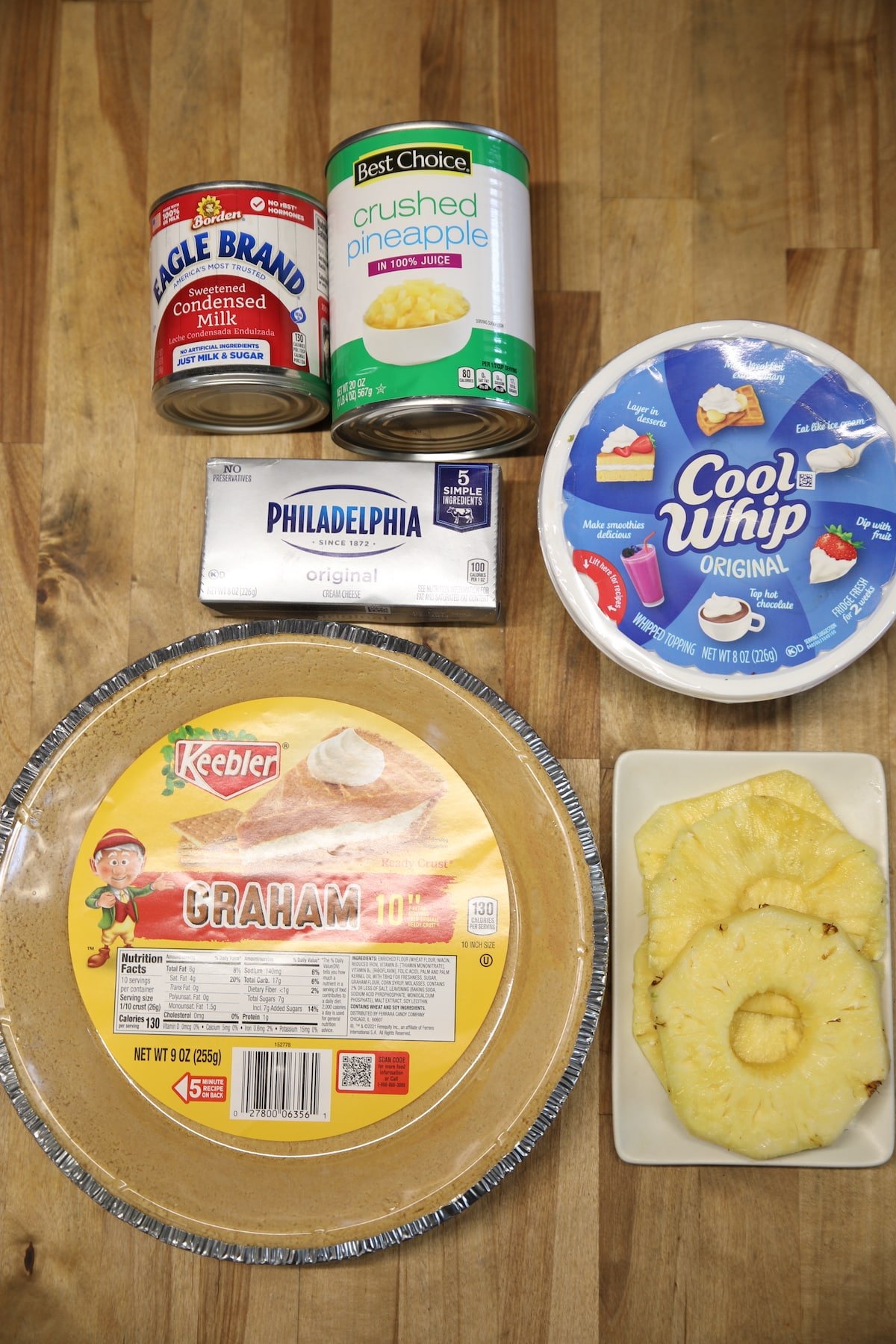 Ingredients for frozen pineapple pie.