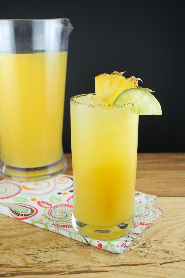 Pineapple Margarita Cocktails for #Cocktail Day from Miss in the Kitchen