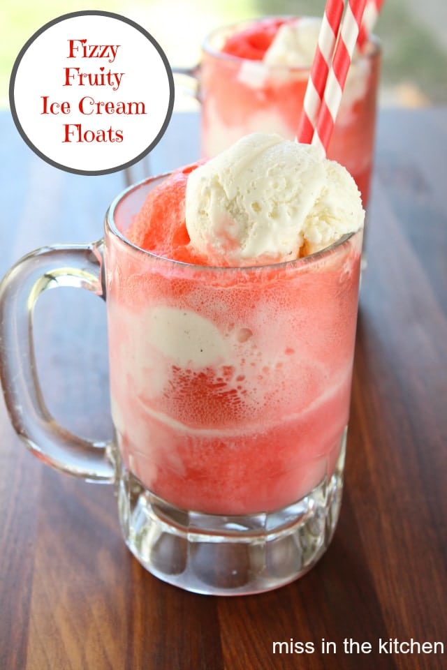 Fizzy Fruity Ice Cream Floats from missinthektichen.com