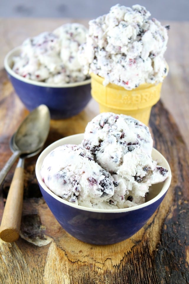 Blackberries and Cream Ice Cream is an easy and delicious no churn recipe from Miss in the Kitchen #ProgressiveEats
