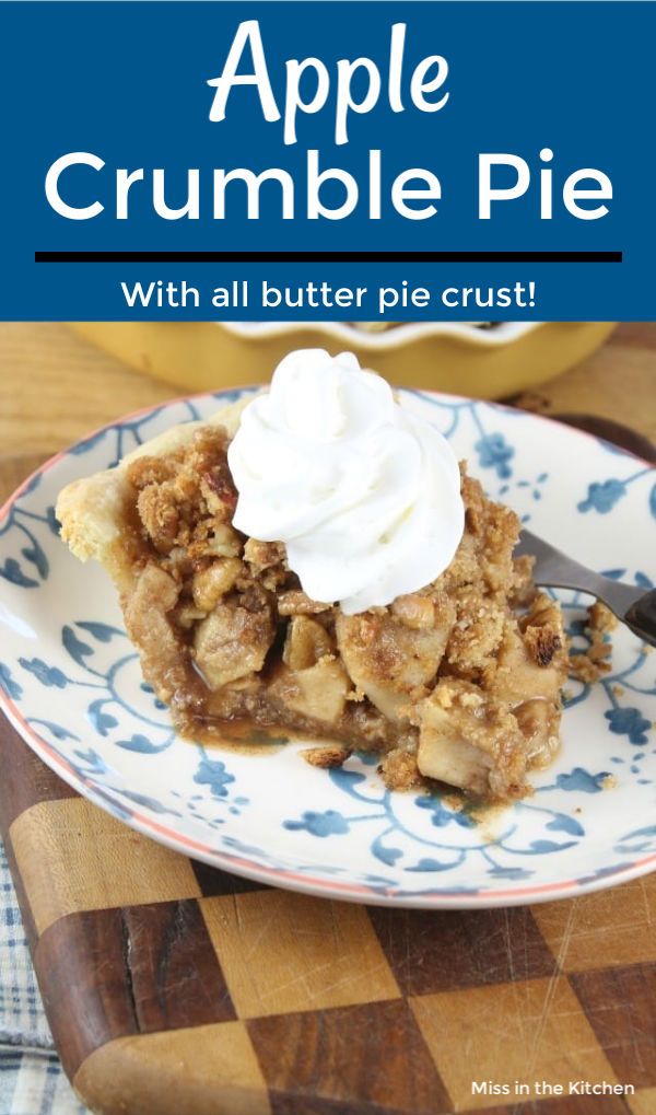 Apple Crumble Pie with text overlay