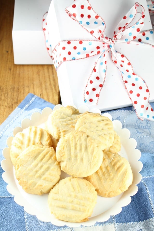 Citrus Butter Cookies Recipe for The Great Food Blogger Cookie Swap 2015 from Miss in the Kitchen