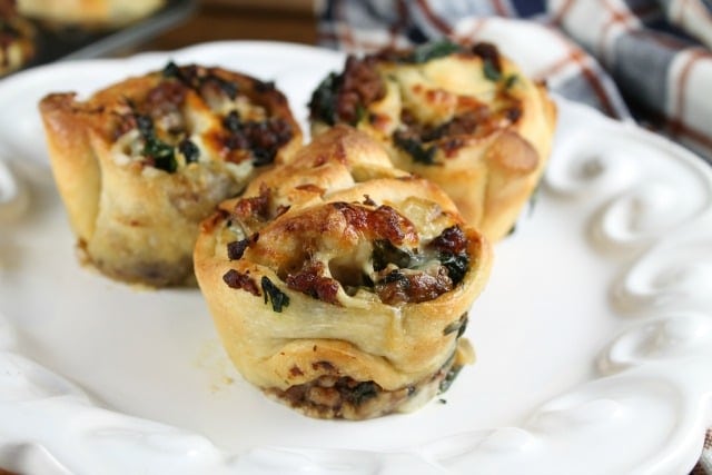 Zesty Sausage and Spinach Ranch Rolls Plated ~ missinthekitchen.com