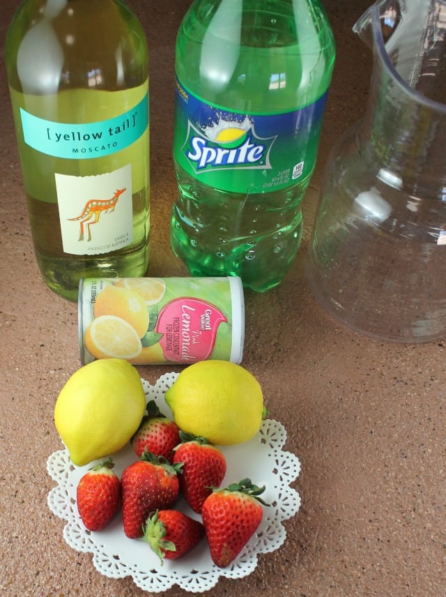 Ingredients for Sarasota Lemonade Cocktail ~ MissintheKitchen.com