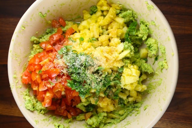 Pineapple Guacamole Recipe ~ A delicious and healthy snack for the whole family! From MissintheKitchen