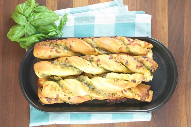 Cheesy Pesto Breadsticks | MissintheKitchen #ad