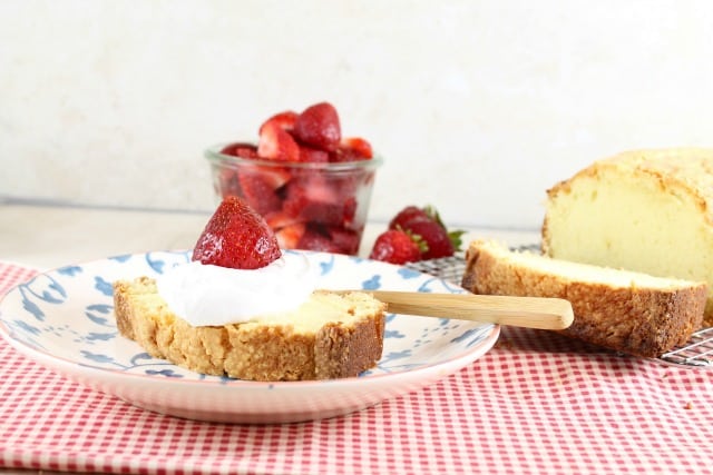 Vanilla Pound Cake Recipe with Strawberries from MissintheKitchen