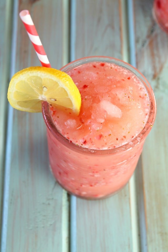 Strawberry Lemonade Moscato Slushie ~ Recipe found at missinthekitchen.com