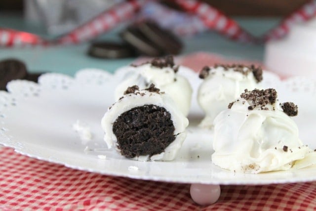 OREO Cookie Ball Recipe- a fun and delicious holiday treat - MissintheKitchen.com