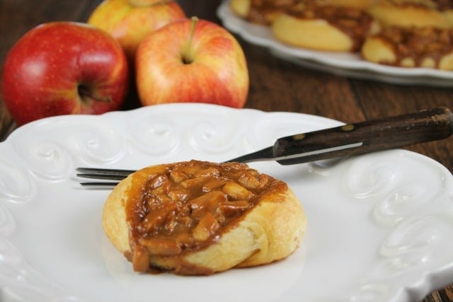 Recipe for Caramel Apple Danish ~ Perfect morning treat with Pillsbury Crescent Dough ~ MissintheKitchen.com #ad