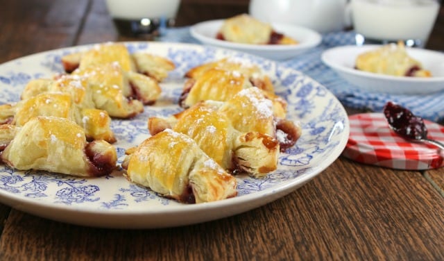 Mini Raspberry Croissants from French Desserts | MissintheKitchen