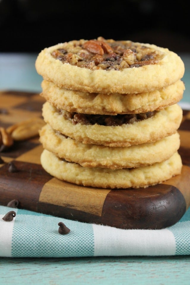 Pecan Pie Cookies ~ Bob's Red Mill ~ MissintheKitchen.com #ad #50StatesofCookies