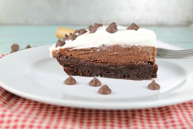 Brownie Pudding Pie ~ MissintheKitchen