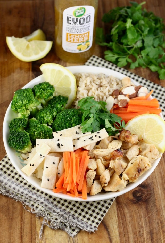Quick Lemon Chicken Broccoli Bowls Recipe from Miss in the Kitchen with Tyson & Wish-Bone #ad