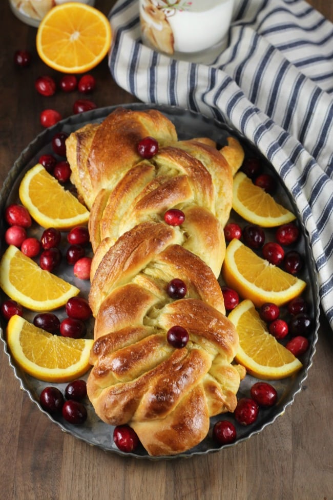 Orange Cranberry Braid Recipe perfect for the holidays ~ MissintheKitchen.com #ad @redstaryeast #holiday #bread #orange