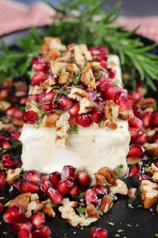 Pomegranate Pecan Party Appetizer ~ #Recipe from MissintheKitchen.com #pecan #pomegranate #holiday #creamcheese #partyappetizer