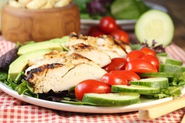 Grilled-Chicken-Salad-on-plate-red-gingham-napkin