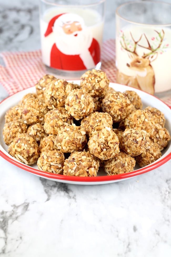 Coconut Crispy Date Balls