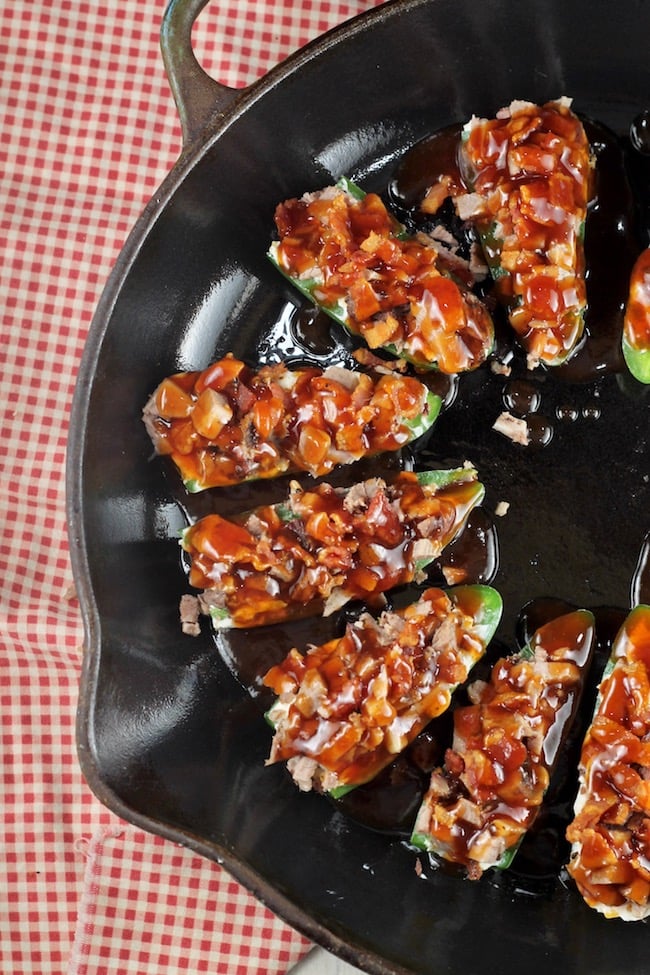 Jalapeño Poppers with Brisket, Bacon & Barbecue Sauce