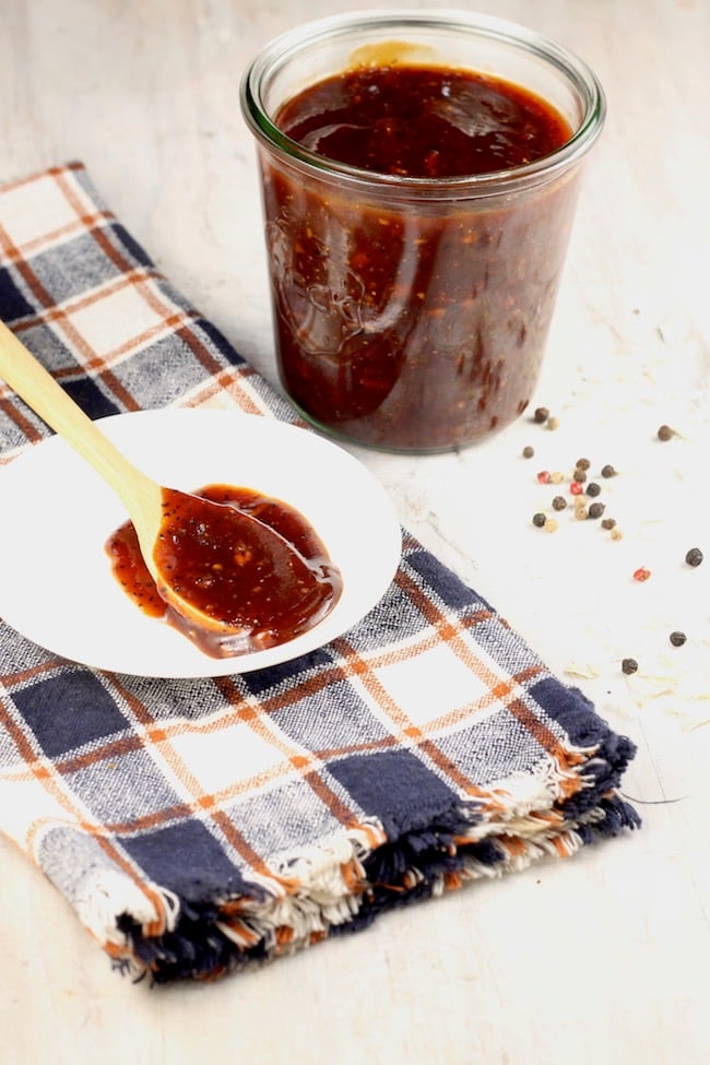 Thick and hearty Homemade Barbecue Sauce