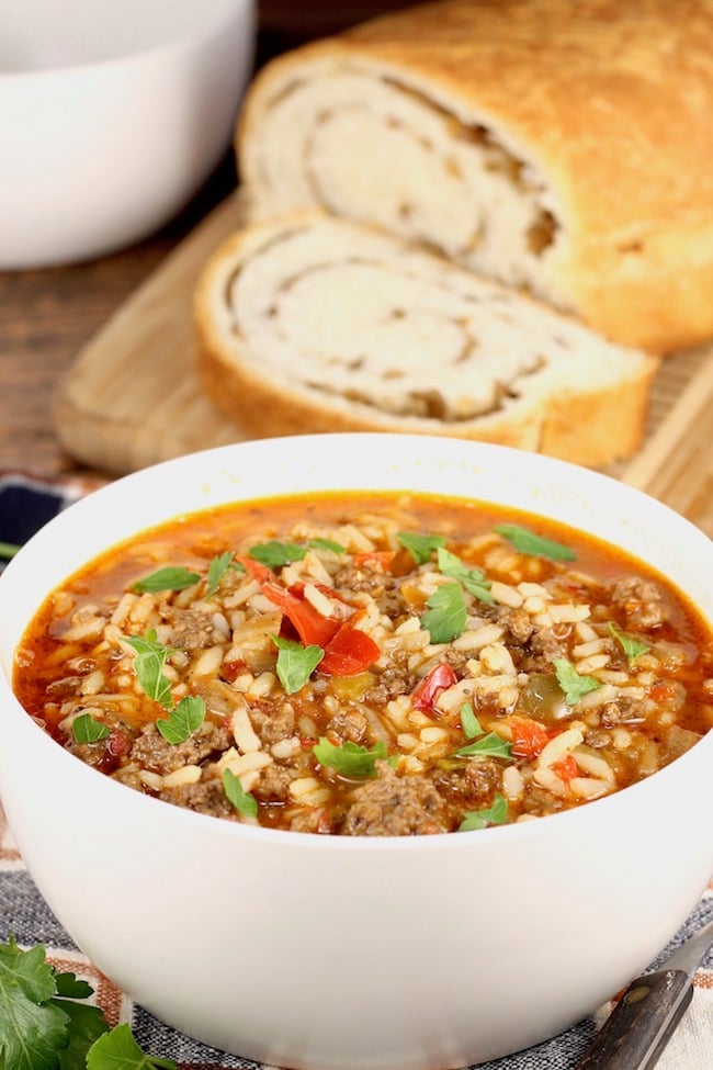 Easy Stuffed Pepper Soup with ground beef and rice