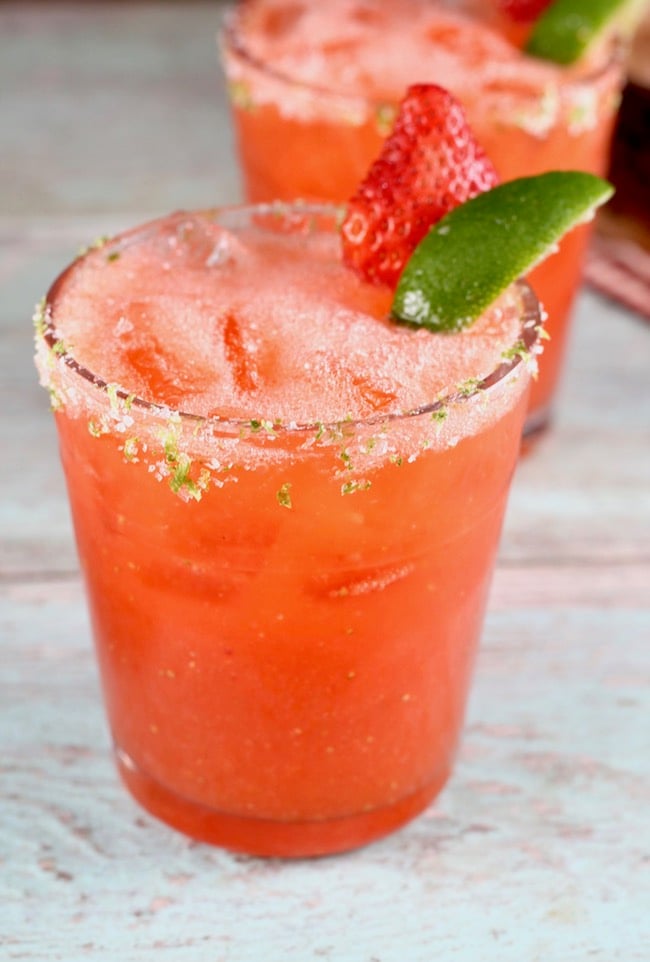 How to make Strawberry Margarita with fresh strawberries, lime and tequila
