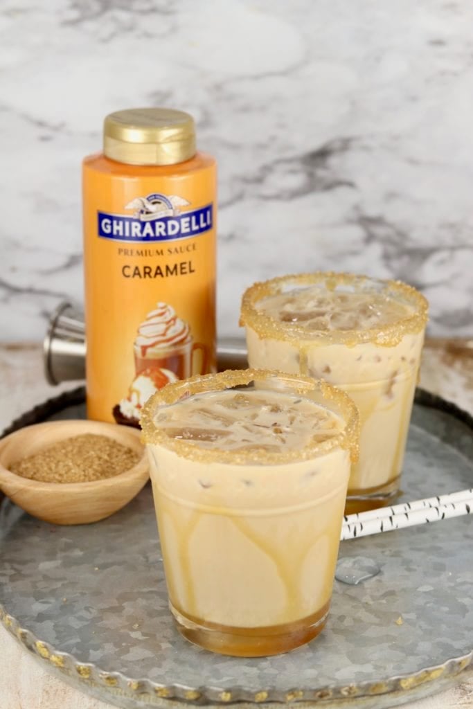 Caramel sauce with mudslide cocktails
