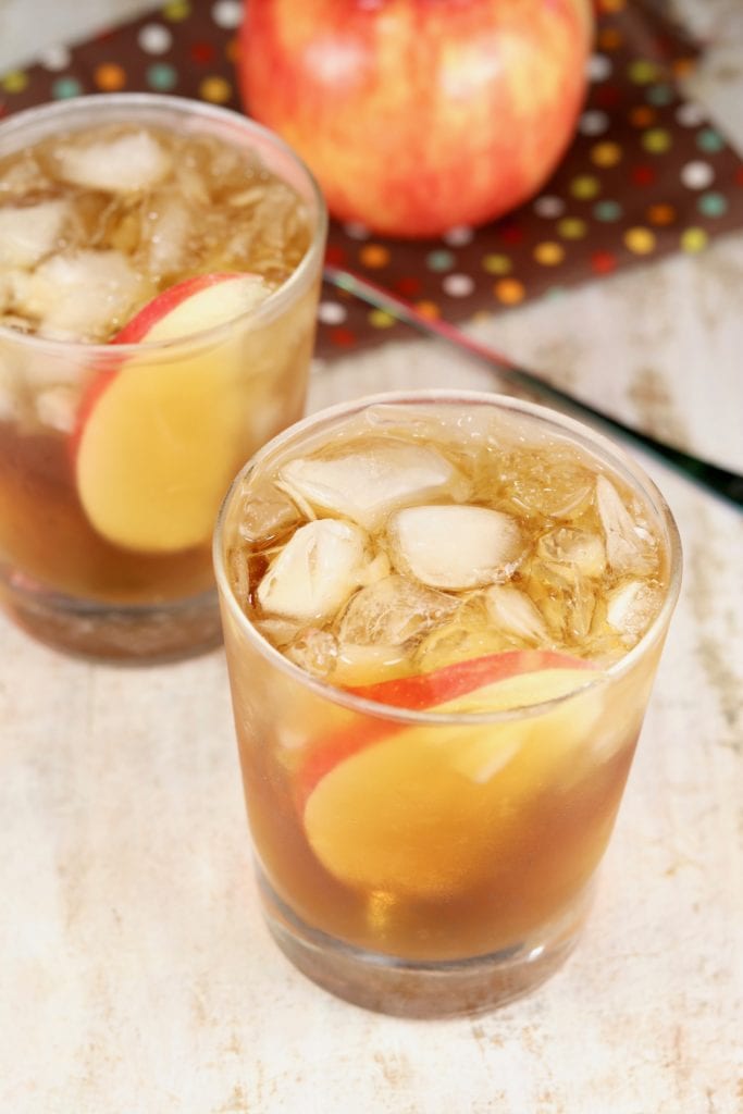 Apple cider and black spiced rum cocktails