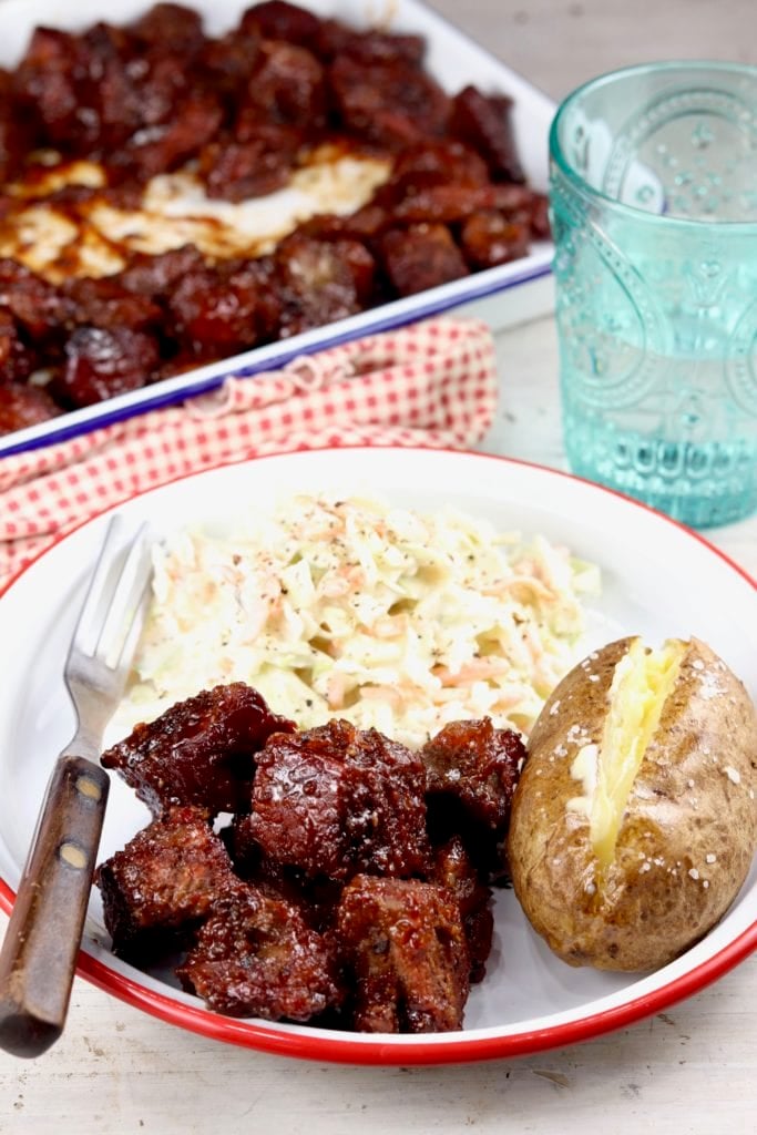 Barbecue plate with slaw and potato
