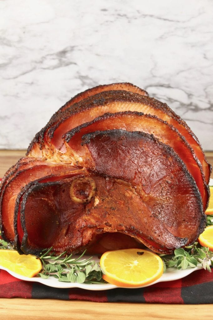 Ham with maple glaze for holiday dinners
