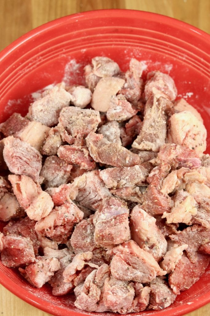 flour coated beef stew meat