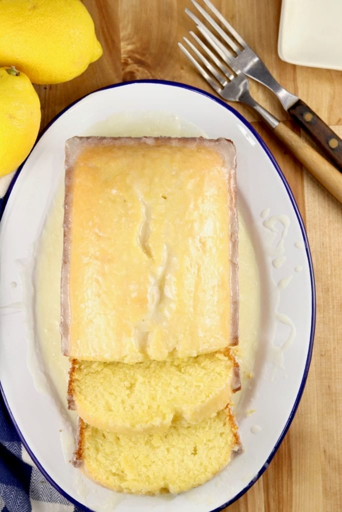 sliced lemon pound cake