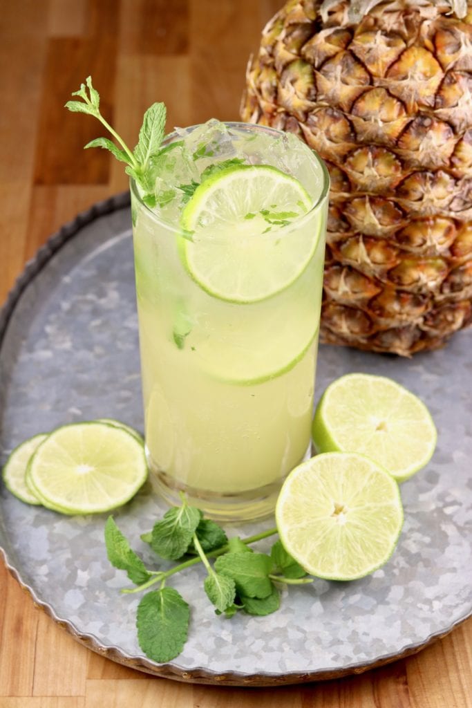 Mojito with pineapple juice