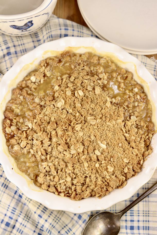 Peach Crisp {Made with canned or fresh peaches} - Miss in the Kitchen
