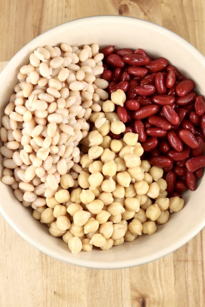 Drained beans in a bowl: Navy Beans, Chickpeas, Large Kidney Beans
