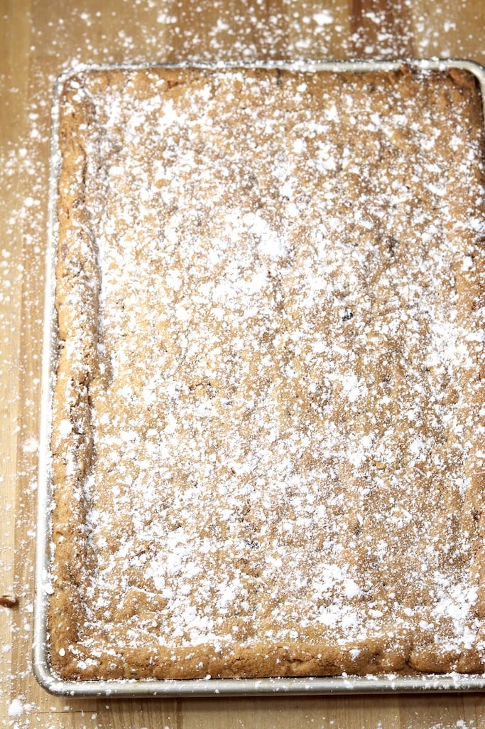 Powdered sugar dusted sheet pan of date bars