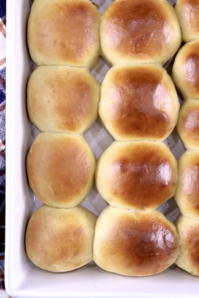 closeup view of pan of Hawaiian dinner rolls