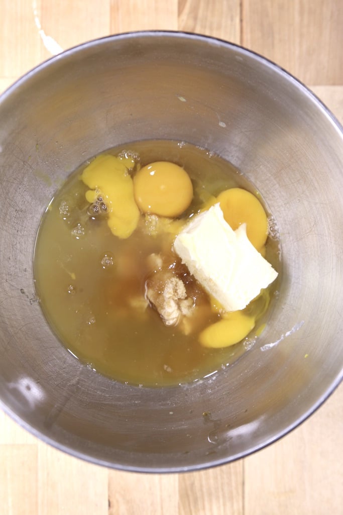 eggs butter, sugar, vanilla in a bowl