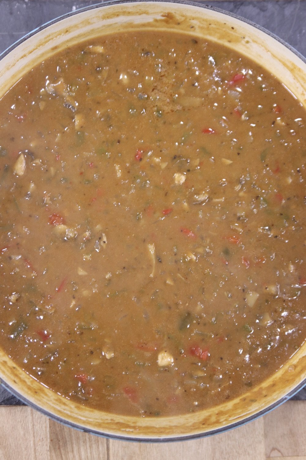 Thickened filling for crawfish pie in a pan