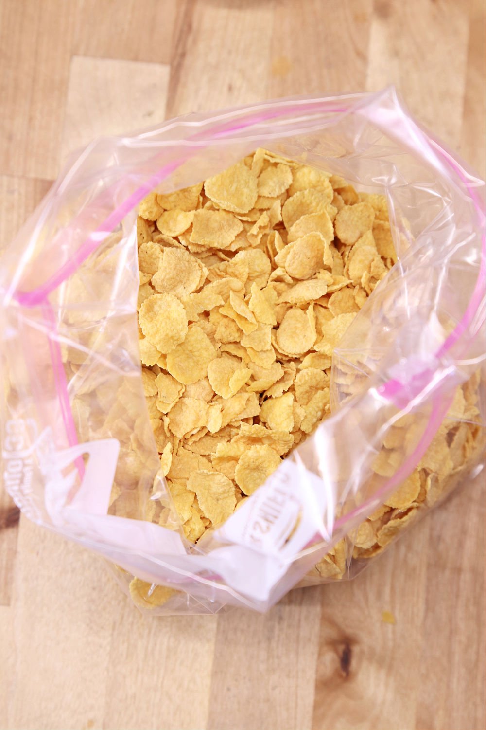 baggie with cornflakes cereal