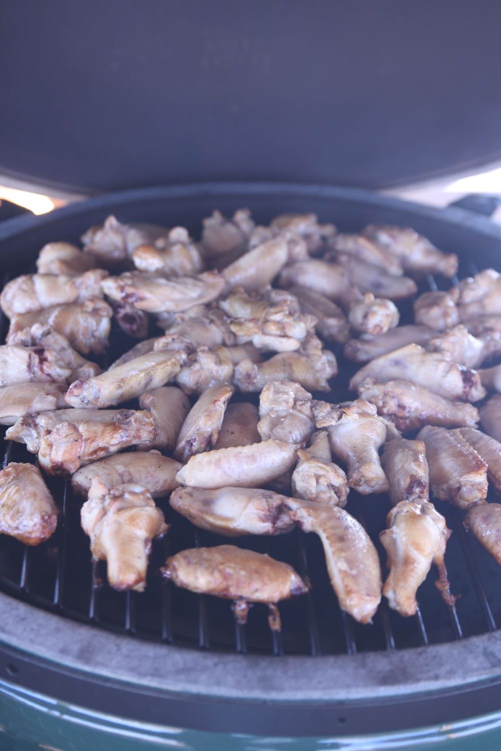 smoked chicken wings on a Big Green Egg Grill