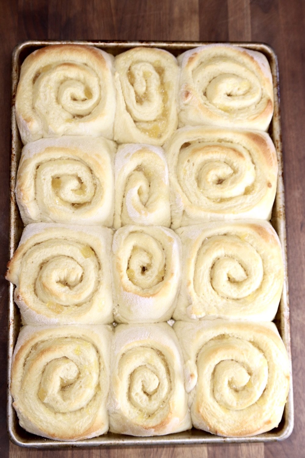 sheet pan of baked sweet rolls